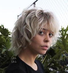 90s Grunge Hair, Short Grunge Hair, Shaggy Bob, Short Shag, Bob Hair, Mullet Hairstyle