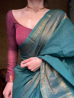 Old Model Blouse Designs, Madurai Cotton Sarees, Margazhi Sarees, Contrast Colour Combination Saree, Simple Saree Designs, Traditional Indian Dress, Indian Saree Blouses Designs, Simple Sarees, Indian Fashion Saree