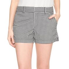 Nwt Double Hook Closure With Hidden Button Size 18 Limited Stretch Flattering Fit Gingham Shorts, Gap Shorts, Gingham, Size 16, Gap, Black White, Womens Shorts, Black And White, Women Shopping