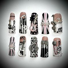 Piano Nails Designs, Music Nails Acrylic, Gifts For Alt Boyfriend, Musical Note Nails, Nails Money Design, Guitar Nails Design, Music Themed Nails, Music Nails Design, Rockstar Girlfriend Nails