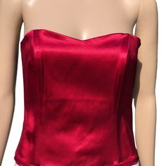 Maria Bianca Nero Red Satin Like Bustier Sz M. Sweetheart Neckline, 3/4 Back Zip. Never Worn. Black Escada Skirt With Slits And White La Perla Pants Sold Separately Here At Jimitam Beautiful For A Special Date Night Or To Wear On The Celebration Of Memorial Day Or The Fourth Of July. You Will Be As Hot And Gorgeous As The Fireworks 255p The Fourth Of July, Red Satin, Sweetheart Neckline, Fourth Of July, Memorial Day, Fireworks, Date Night, Womens Tops, Satin