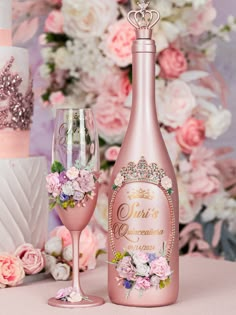 Rose Gold blush floral Quinceanera Bottle with 1 Glass Quinceanera Brindis Set, Centerpieces For Quinceanera, Quinceanera Champagne, Quince Party Ideas, Floral Sweet 16, Money Card Box, Quince Party, Quinceanera Bouquet, 15 Candles