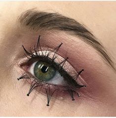 Fantasy Make-up, Applying False Eyelashes, Applying Eye Makeup, Evening Makeup, Fx Makeup, Individual Lashes, Longer Eyelashes, Makeup Eyelashes, Fantasy Makeup