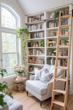 Cottage Living Rooms, Home Libraries, Library Ideas, Loft Spaces, Home Library, Book Shelf, Small House Design