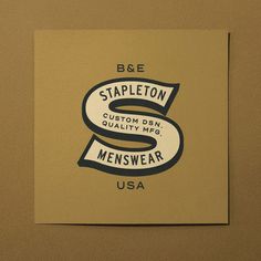 a sticker on the side of a wall that says bee stapleton, custom den quality maps, usa