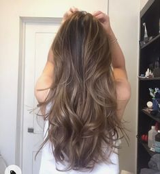 Asian Balayage, Light Brunette Hair, Hairstyles For All Hair Types, Brown Hair Looks, Hairstyles For Layered Hair, Brown Hair Balayage, Hair Stylies