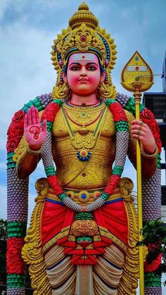 a statue of the hindu god person