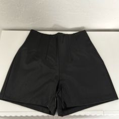 Express Faux Leather Shorts. Zipper On The Side. Nwt. Short Flower Dress, High Rise Black Jeans, Faux Leather Shorts, Dressy Shorts, Black Jean Shorts, Mid Rise Shorts, Denim Cutoff Shorts, Express Jeans, Jeans For Short Women