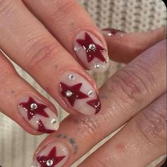 Red Almond Nails With Diamonds, Red Art Nails, Short Nail Colours, Red Nails Diamonds, Red Stars Nails, Gel Nails Inspo Short, Short Nails Stars, Star Short Nails, Nail Ideas Stars