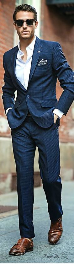 Love a good blue suit. Tom Ford Suit ~ T | Raddest Men's Fashion Looks On The Internet: http://www.raddestlooks.org Blue Suit Brown Shoes, Amalfi Style, Casual Wedding Outfit, Nice Suits, A Man In A Suit, Reception Outfit, Man In A Suit, Herren Style, Tom Ford Suit