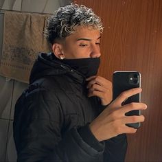 Frosted Tips Hair Men Curly, Men Blonde Highlights, Silver Hair Men, Fade Haircut Curly Hair, Men's Curly Hairstyles, Brown Hair Men