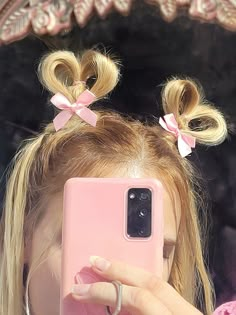 Valentines Hairstyles, Day Hairstyles, Long To Short Hair, Wacky Hair Days, Wacky Hair, Ribbon Hairstyle, Heart Hair, Penteado Cabelo Curto, Hair Stylist Life