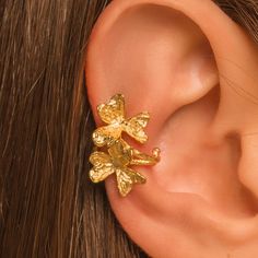 Flower Conch Ear Cuff Earring DETAILS: * Sterling Silver or 18K Gold Vermeil (strong plating over sterling silver) * No piercing needed * Diameter - 10mm * Flower width - 11mm * Nickel and lead free * Waterproof * Tarnish resistant * Hypoallergenic * Lightweight  * Can be worn 24/7 * Packed in a beautiful gift-ready packaging - sold individually or in pairs - All earrings: https://www.etsy.com/shop/KaterynasJewelry?search_query=earrings Pierced Yellow Gold Ear Cuff For Anniversary, Flower Ear Cuff, Yellow Gold Ear Cuff For Anniversary, Yellow Gold Pierced Ear Cuff For Anniversary, Yellow Gold Pierced Ear Cuff As A Gift, Elegant Gold Plated Pierced Flower Earrings, Gold Ear Cuff With Matching Earrings As Gift, Gold Single Ear Cuff For Anniversary, Gold Ear Cuff As A Gift