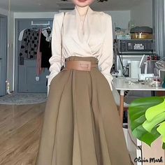 Olivia Mark - Stylish Midi Skirt Set for Sophisticated Women Stylish Midi Skirt, Joker Shirt, Midi Skirt Set, Maxi Dress Winter, Womens Skirt Suits, Sophisticated Women, Satin Midi Skirt, Half Skirt, Uniform Fashion