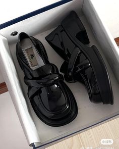 Study Together, Korean Shoes, Study With Me, Preppy Shoes, Cute Shoes Heels, Shoes Heels Classy, Black Platform Shoes, Kawaii Shoes, Loafer Shoes Women