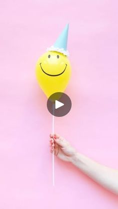 7.1K views · 848 reactions | Aprende y crea hermosas decoraciones con globos desde cero ❤️☺️. 

Con nuestro programa online 💻 aprenderás las técnicas necesarias para crecer y resaltar en la industria de la decoración con globos 🎈

🥳 Beneficios por pertenecer a nuestra comunidad: 

🎈acceso a la plataforma de por vida 🥳. 🎈clases disponibles 24/7 
🎈horario flexible. 
🎈descuento ocasional del 50%. 
🎈certificado internacion y acceso al programa de por vida. 

Ingresa a nuestra comunidad en donde tenemos varios programas que te ayudarán con tu deseo de emprender y crecer tu marca.

¿Quieres saber más de nosotros y nuestros programas?☺️❤️

Déjame un mensaje por interno👉🏻

#decoracionesconglobos #globos #balloonsdecoration #balloons #balloonsdecor #decoraciondeeventos #fiestas 

Crédito