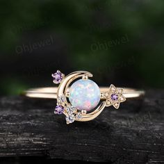 Non Traditional Unique Engagement Rings Vintage, Fairy Core Engagement Rings, Magical Engagement Rings, Fantasy Rings, Bohemian Engagement Ring, Moon Engagement Ring, Wedding Ring Women, Opal Ring Vintage, Cute Engagement Rings