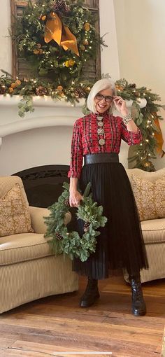 Holiday Looks For Women, Cindy Hattersley, Winter White Outfit, Tulle Skirts Outfit, Trendy Christmas Outfits, Xmas Outfits, Tulle Skirt Black, Christmas Outfits Women, Holiday Attire