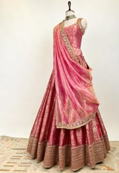 Long Skirt Top Designs, Simple Lehenga, Trendy Outfits Indian, Indian Outfits Lehenga, Half Saree Lehenga, Lehenga Designs Simple, Anarkali Dress Pattern