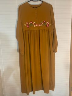 summer dress made of beautiful viscose, boho style, in excellent condition. If you have any questions, feel free to ask. Length 126 cm Dress Clothes For Women, Boho Dress, Boho Style, Dress Making, Summer Dress, Boho Fashion, Dress Outfits, Spain, Bathing Beauties