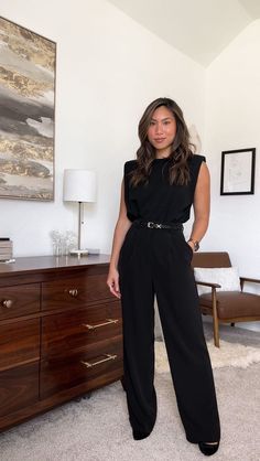 Black Work Outfit, All Black Outfits For Women, Outfit Elegantes, Business Professional Outfits, Work Fits, Corporate Attire, Office Casual Outfit, Business Outfits Women