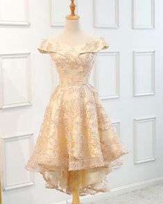 Champagne Dama Dresses, Quince Damas Dresses, Gold Dama Dresses, Dama Dresses For Quince, Dama Dresses Quinceanera, Gold Dress Short, Damas Dresses, Quinceñera Dresses