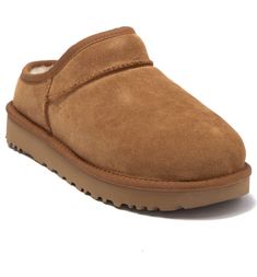 Low Uggs, Ugg Classic Slipper, Ugg Slipper, Ugg Clogs, Ugg Ultra Mini, Ugg Slippers Women, Classic Slippers, Ugg Classic Mini, Mini Classic