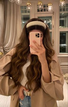 Luxy Hair, Winter Hairstyles, A Mirror, Aesthetic Hair, Gossip Girl, Hair Looks, Hair Goals, Hair Tutorial