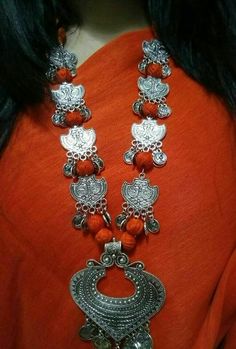 Navaratri Ornaments, Junk Earrings, Orange And Silver, Silver Necklace Designs, Artsy Jewelry, Cotton Jewelry