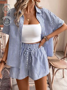 Blau-Weiß Lässig Collar   Gestreift  Embellished Undehnbar Striped Shirt And Shorts Outfit, Aesthetic Shorts Outfit, Striped Shorts Outfit, Summer Two Piece Outfits, Coastal Summer, Striped Short Sleeve Shirt, Summer Mood, Striped Short, Casual Stripes