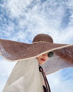 Pose Foto Di Pantai Hijab, Outfit Beach Hijab, Summer Fashion Outfits Beach, Beach Holiday Outfits, Plus Size Bodycon Dress