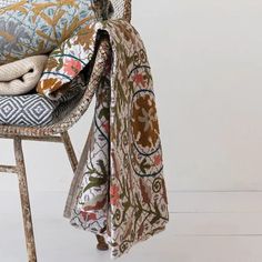 Stonewashed Floral Print Cotton Throw | Antique Farmhouse