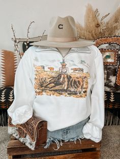 Western Crop Sweater, Western Winter Shirt, Western Sweatshirts For Women, Wrangler Cow Print Sweatshirt, Womens Western Sweater, Country Sweatshirts & Hoodies, Punchy Sweater, Punchy Fall Outfits, Sweaters Western