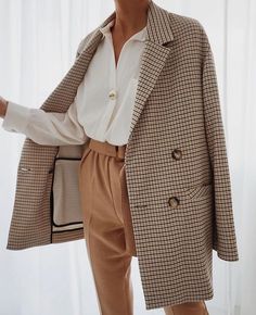 Fall Blazer, Model Pose, Winter Trends, Mode Inspo, 가을 패션, Inspiration Mode, Mode Vintage, Fashion Mode, Looks Style