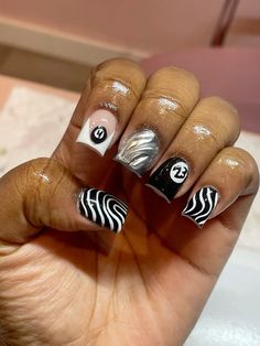 Brent Faiyaz Inspired Nails, Painted Nails Ideas Polish, Painted Nails Ideas, Posh Nails, Brent Faiyaz, Acrylic Toe Nails