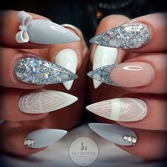 Most Demanding Grey & Sliver Nail Art Design Grey And White Nails, Winter Wedding Nails, Wedding Day Nails, Wedding Nails French, White And Silver Nails, Wedding Nails Glitter, Classy Nail Designs