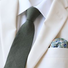 Color: Olive Green Material: Cotton Adult Two-Tone Solid Olive Green Front with Floral Tail: approx. 2.75 inches wide and 58 inches long Olive Tie, Green Pocket Square, Floral Pocket Square, Tie Collection, Groomsmen Ties, Bowtie And Suspenders, Floral Pocket, Green Tie, Wedding Ties