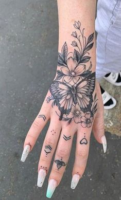 Beautiful Hand Tattoos for Women Tattoo Main, Hand Tattoos For Girls, Hand And Finger Tattoos, Cute Hand Tattoos, Pretty Hand Tattoos, Neck Tattoos Women, Forearm Tattoo Women, Hand Tattoos For Women, Dope Tattoos For Women