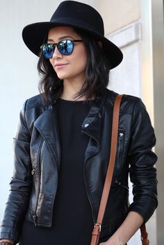 Leather Jacket | Wool Fedora | Mirrored Sunglasses Fedora Hat Women Outfit, Jenner Hairstyles, Black Hat Outfit, Daniel Simmons, Fedora Outfit, Fedora Hat Outfits, Black Leather Jacket Outfit, Jacket Outfit Women