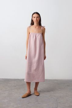 "MINT is a true definition of effortless chic self tie strappy linen midi dress.  DETAILS - Sleeveless - Self tie straps - Midi length - Oeko-Tex certified 100% local washed midweight linen - Cut and sewn to order just for you in our studio COLOR - Apple Blossom, you can also choose other colors above - Fabric samples are available here https://www.etsy.com/listing/586569696/linen-fabric-samples SIZING & FIT - Fit true to size - Model is 5'9.5\" / 177cm and wearing a size XS CARE FOR LINEN - Machine wash up to 30ºC/86ºF gentle cycle - Lay flat to dry or tumble dry low - Warm iron if needed - Do not bleach SIZE GUIDE Size conversion guide Size XS (US 0-2, IT 36-38, UK 4-6, Japan 3-5, France 32-34) Size S (US 4-6, IT 40-42, UK 8-10, Japan 7-9, France 36-38) Size M (US 8-10, IT 44-46, UK 12-1 Kimono Wrap Dress, Linen Wrap Dress, Summer Linen Dresses, Linen Midi Dress, Midi Dress Summer, Kimono Dress, Mini Dresses Summer, Strap Dress, Effortless Chic