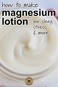 Magnesium Lotion Recipe, Haut Routine, Magnesium Lotion, Salve Recipes, Lotion Recipe, Diy Lotion, Diy Kosmetik, Homemade Lotion, Natural Healing Remedies