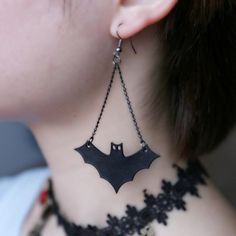 This Pair Of Bat Earrings Is A Wonderful Addition To Your Wardrobe And Your Style A Fun Pair! Great For Halloween, Cosplay, Or Anytime! Metal Dangle Earrings For Halloween, Edgy Dangle Earrings For Halloween, Edgy Drop Earrings For Halloween, Halloween Dangle Metal Earrings, Edgy Halloween Drop Earrings, Themed Black Dangle Jewelry, Themed Dangle Metal Jewelry, Themed Metal Dangle Jewelry, Halloween Themed Dangle Jewelry