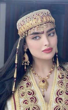 #maroc #moroco #المغرب  #moroccanculture #beauty #moroccanbeauty #moroccanaesatic  #berber #amazighmorocco #amazigh#chlouh #rif #sous #amazighwomen  #amazighmen#moroccanwomen#moroccanmen #fyp #explore #moroccanpantings #berbère #bijouxberbère #moroccanjewlery #الجمال_المغربي #مغربيات #moroccangirls #moors #morish #nativeamazigh  #nativemoroccan #nativeberber #chafechouen #saudiarabia #egypt #usa #france #مغربيه #جمال_المغربية #امازيغ_شمال_افريقيا #شاوية #قبائل #امازيغ_الجزائر #امازيغ_تونس #تونسيات #جزائريات #الجمال_المغاربي #المغرب_العربي #moroccanwomenbeauty #moroccangirlsinstagram English Uk, Moroccan Beauty, Russian Lashes, Learn Spanish Online, Moroccan Women, Spanish English