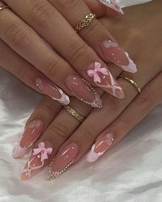 Bday Nails Ideas Almond, Nail Inspiration Charms, 15 Birthday Nails, Baddie Nails Almond, Nail Ideas Charms, Nails Birthday Design Ideas, Subtle Sparkle Nails, Pink Nails With Charms, Birthday Nails Almond