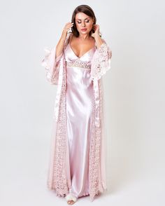 Hot Nights Sleep Dress, Silk Night Dress, Silk Gowns, Satin Gowns, Rich Fashion, Long Nightgown, Night Gowns, Kurta Style, Dress Maternity