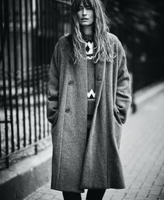 Minimalisticky Chic, Chunky Coat, Mode Editorials, Style Parisienne, Parisienne Chic, Paris Mode, Parisian Chic, Winter Mode, Matches Fashion