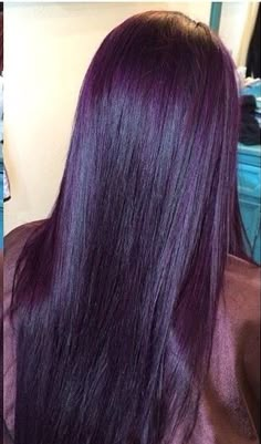 Trendy Nails Dark, Nails Dark Purple, Purple Long Hair, Pelo Color Vino, Tattoo Hair, Violet Hair Colors, Ball Tattoo, Dark Purple Hair, Nails Dark