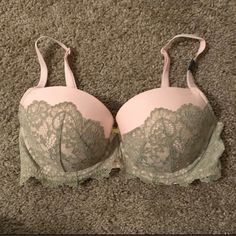 Brand New With Tags. Victoria’s Secret Bra. Size: 34d Victoria Secret Bra And Under Set, Bra And Under Set, Lace Sports Bra, Red Lace Bra, Pretty Bras, Vs Bras, Cute Bras, Black Lace Bralette, Beautiful Bra