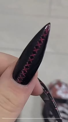 Goth Nails Inspiration, Anime Manicure, Claw Nails, Glow Nails