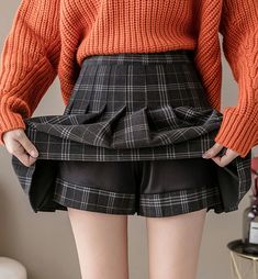 Plaid Short Skirt, Plaid Shorts, Tennis Skirt, Plaid Skirts, Short Skirt, Dress Size Chart, Dress Clothes For Women, Cardigans For Women, Cosplay Costumes